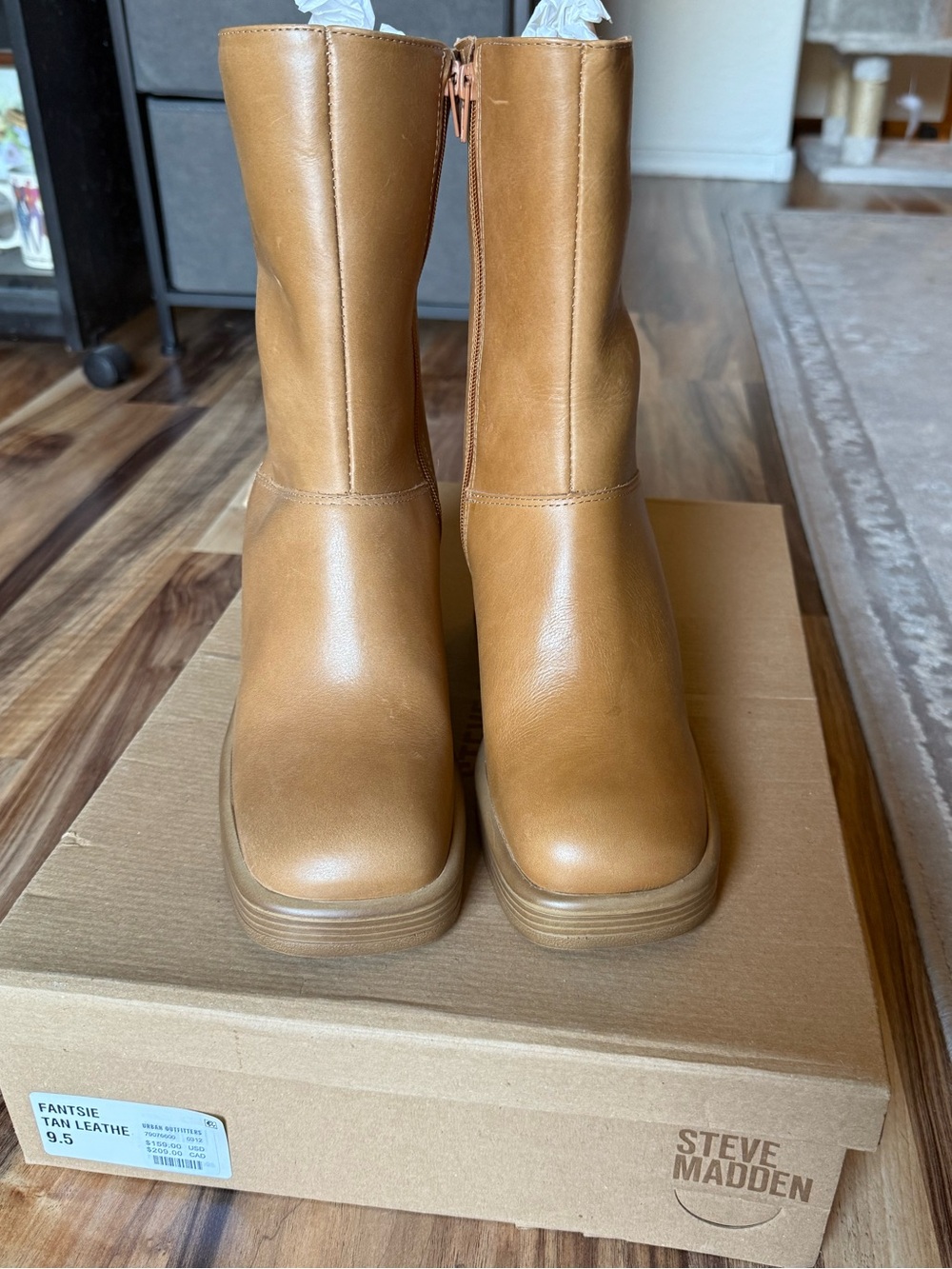 Steve Madden Fantsie Platform Boot Women’s Size 9.5